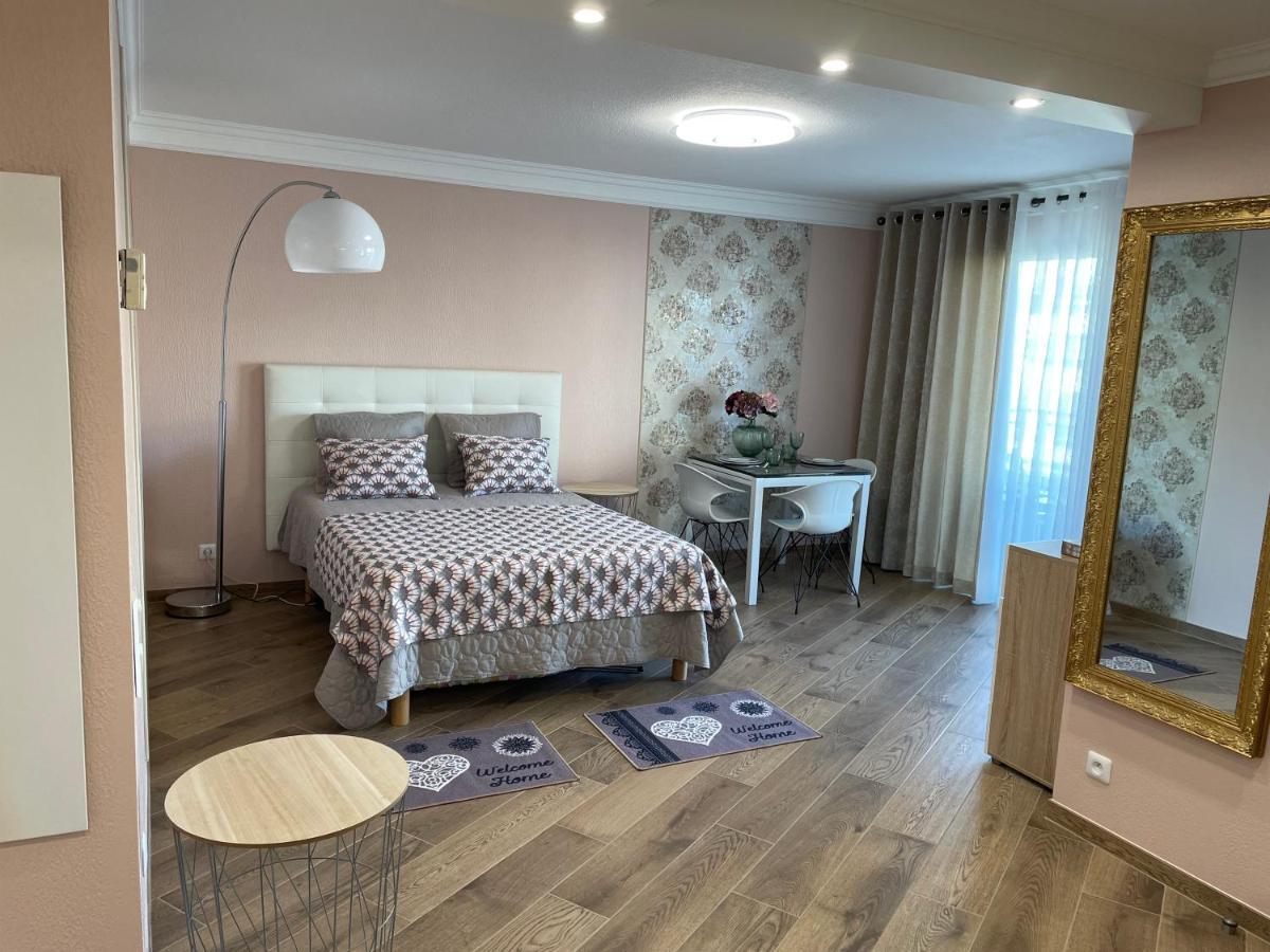 Apartamento With Swimming Pool 80 Meters Near The Niza